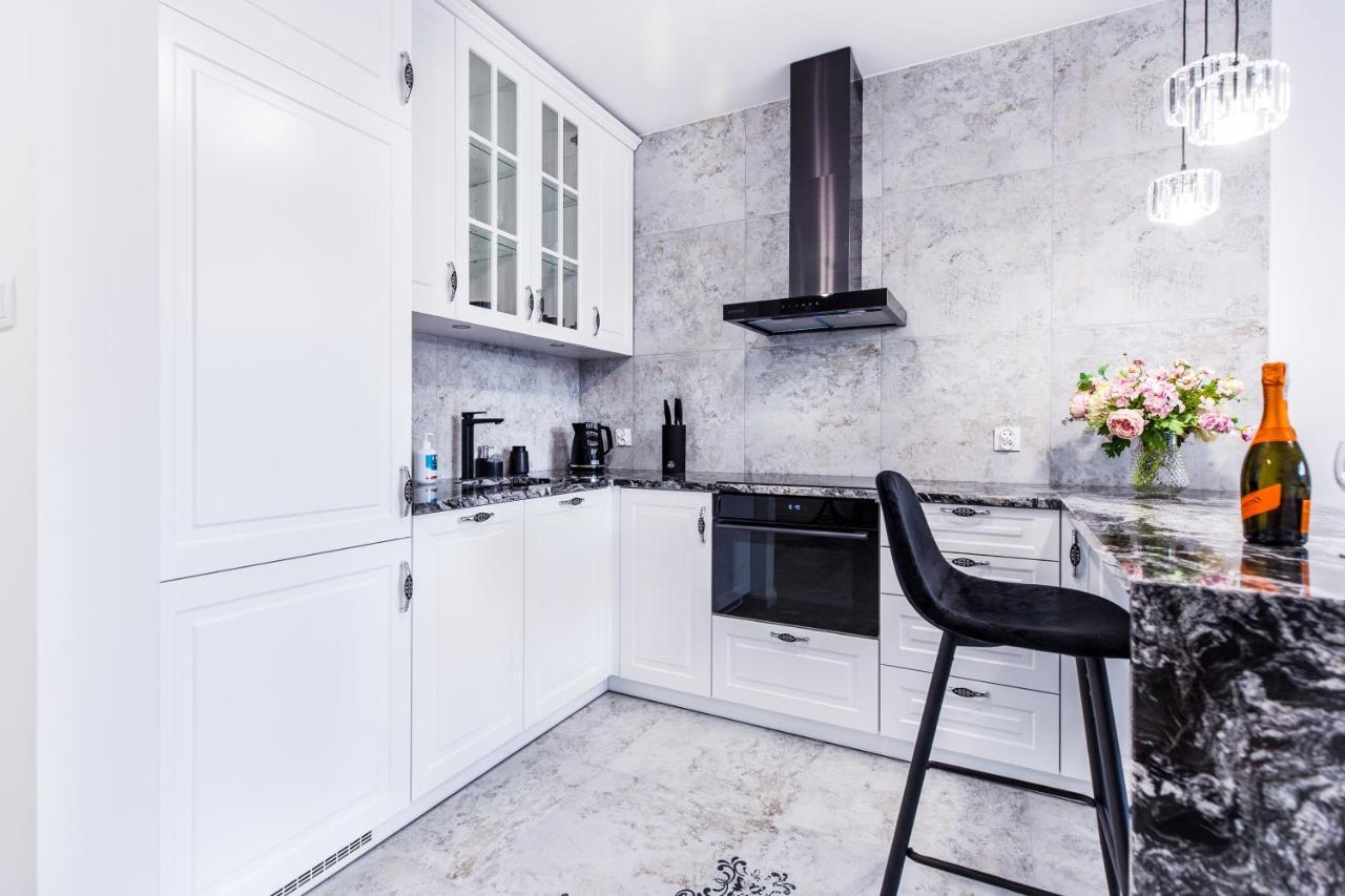 Apartament Roza Wiatrow Gizycko/Wilkasy Exterior foto